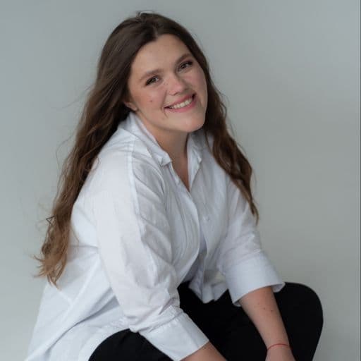 Олена