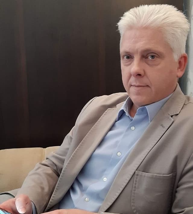 Ігор Єльяшов - Психолог-консультант