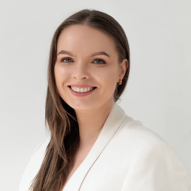 Наталія Лозова Наталія Лозова - Коуч, Психолог, Психотерапевт